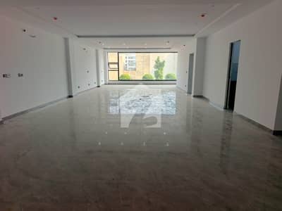 8 MARLA BRAND NEW FLOOR FOR RENT IN DHA PHASE 6 ON HOT LOCATION