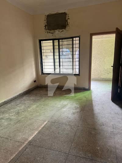 10 Marla Independent Portion For Rent With Separate Entrance, Water, Gas And Electricity. Ideal For Residential Use Or Office, Located In A Suitable Location. In New Abadi Harbanspura