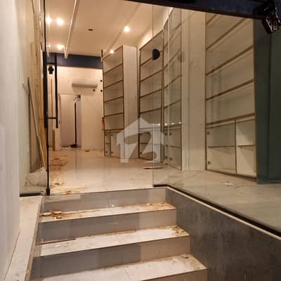 PRIME 500 SQUARE FEET SHOP FOR RENT IN HOT LOCATION, BIG BUKHARI COMMERCIAL, DHA PHASE 6