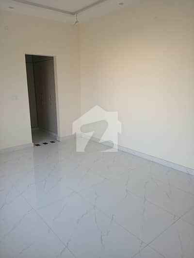 5 MARLA UPPER PORTION FOR RENT IN MILITARY ACCOUNTS MAIN BOULEVARD