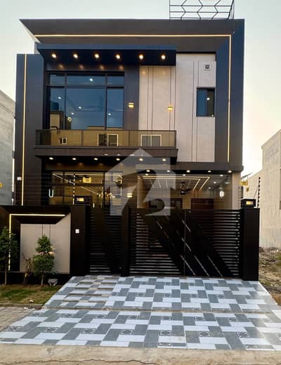 5 Marla Brand New House For Rent Central Park A1