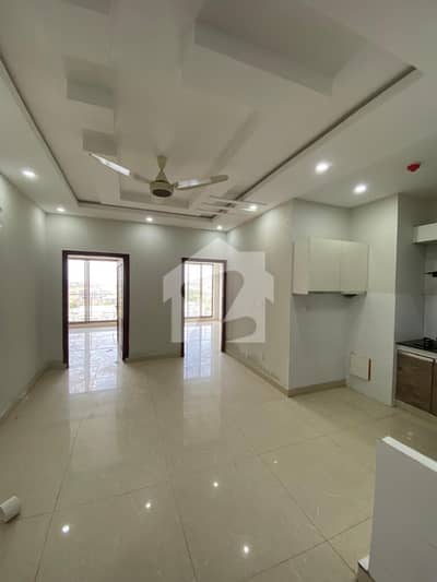 2 bedroom non furnished apartment available for rent