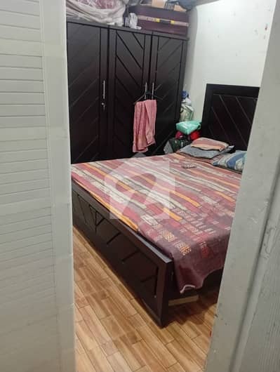 ڈی ایچ اے فیز 2 ایکسٹینشن ڈی ایچ اے ڈیفینس,کراچی میں 2 کمروں کا 4 مرلہ فلیٹ 1.35 کروڑ میں برائے فروخت۔
