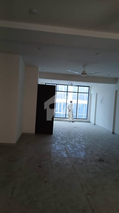 1000 sqft Office for rent in DHA Phase 8 Al Murtaza Commercial