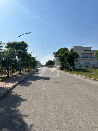 B Block Top City 2 Bed Apartment for rent