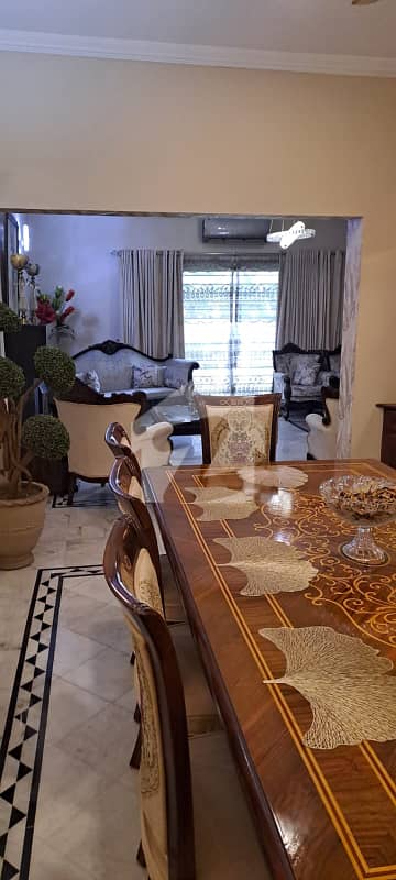 ONE KANAL BEAUTIFULL HOUSE AVAILABLE FOR RENT IN DHA PHASE 2