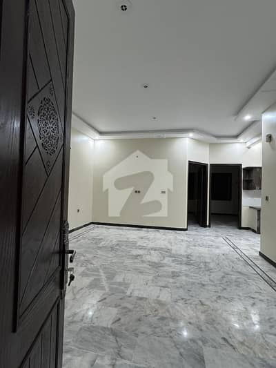 BEAUTIFUL NEW 2ND FLOOR