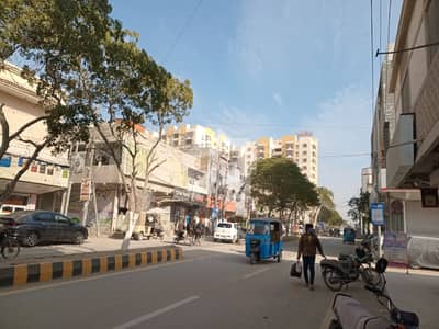 Prominently-Located 250 Square Yards Commercial Plot Available In Model Colony - Malir Prominently-Located 250 Square Yards Commercial Plot Available In Model Colony - Malir