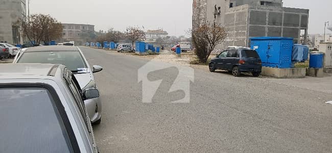 Prime location DHA phase 6 D block CCA2 8marla Comercial plot For Sale Best investment aporchunity Best Rental income Value