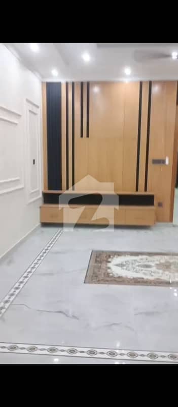 10 MARLA LOWER PORTION AVAILABLE FOR RENT IN CENTRAL PARK HOUSING SCHEME LAHORE