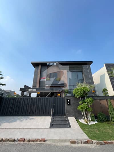 FULLY FURNISHED BRAND NEW LUXURY 1 KANAL HOUSE FOR SALE