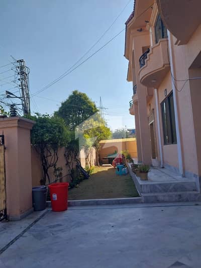 22 Marla Premium Double Storey House For Sale | Main Chaklala Scheme 3 | 6 Master Bedrooms | Solar Installed 2 Gas & 2 Electricity Meters 22 Marla Premium Double Storey House For Sale | Main Chaklala Scheme 3 | 6 Master Bedrooms | Solar Installed 2 Gas & 2 Electricity Meters