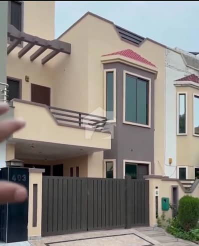 بحریہ نشیمن ۔ سن فلاور بحریہ نشیمن,لاہور میں 3 کمروں کا 5 مرلہ مکان 1.55 کروڑ میں برائے فروخت۔