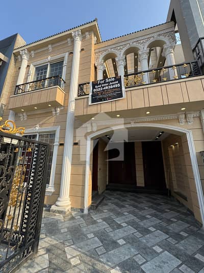 5 MARLA BRAND NEW HOUSE IS AVAILABLE FOR SALE IN SHERSHAH BLOCK. PRIME LOCATION