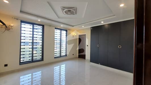 2 Bed Luxury Family Apartment For Rent Top Floor Hot Location Bahria