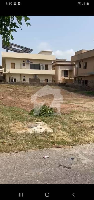 20 MARLA SOLID LAND TO HEIGHTED LOCATION PLOT AVAILABLE FOR SALE