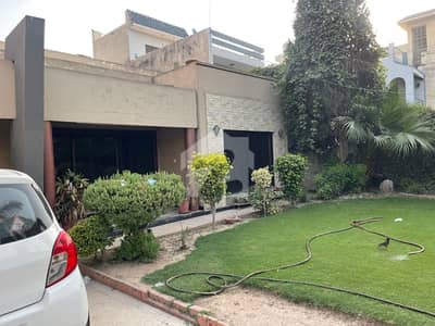 ماڈل ٹاؤن لاہور میں 5 کمروں کا 1 کنال مکان 13.0 کروڑ میں برائے فروخت۔