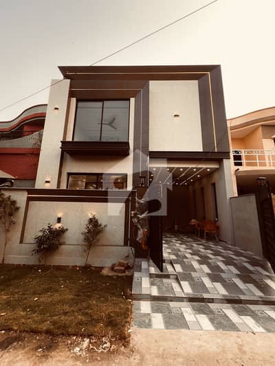 Modern Style Brand New House At Top Location Modern Style Brand New House At Top Location