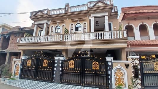 Banker' Co Operative Society Kamahan Road 5.5 Marla Twin House For Sale
