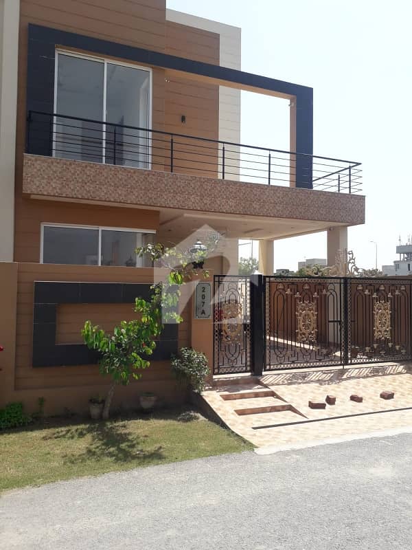 ڈی ایچ اے 9 ٹاؤن ڈیفنس (ڈی ایچ اے),لاہور میں 3 کمروں کا 5 مرلہ مکان 1.5 لاکھ میں کرایہ پر دستیاب ہے۔ ڈی ایچ اے 9 ٹاؤن ڈیفنس (ڈی ایچ اے),لاہور میں 3 کمروں کا 5 مرلہ مکان 1.5 لاکھ میں کرایہ پر دستیاب ہے۔