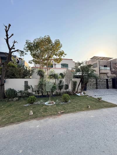 10 Marla Used House For Sale In Punjab Coop Housing Society Lahore