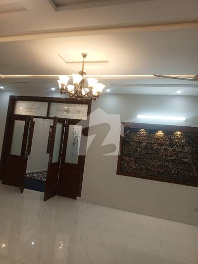 14 Marla House For Grabs In G-13