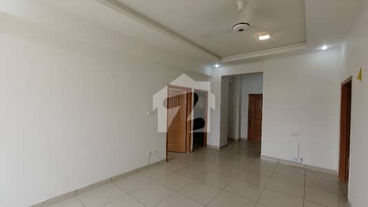 Prime Location In Luxus Mall And Residency Flat For Sale Sized 1475 Square Feet