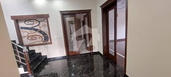بحریہ ٹاؤن سیکٹر سی بحریہ ٹاؤن,لاہور میں 4 کمروں کا 8 مرلہ مکان 1.2 لاکھ میں کرایہ پر دستیاب ہے۔ بحریہ ٹاؤن سیکٹر سی بحریہ ٹاؤن,لاہور میں 4 کمروں کا 8 مرلہ مکان 1.2 لاکھ میں کرایہ پر دستیاب ہے۔