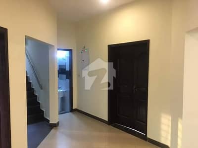 3 BED HOUSE AVAILABLE FOR SALE IN ASKARI 11 LAHORE CANTT