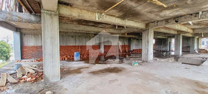جوبلی ٹاؤن لاہور میں 1 کنال Studio دکان 12.0 لاکھ میں کرایہ پر دستیاب ہے۔