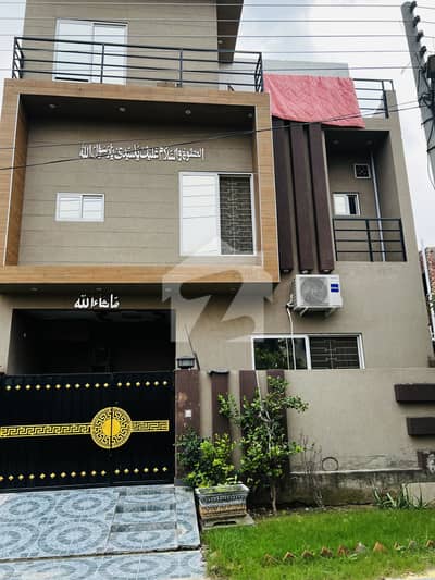 3.5 Marla House Bank Lon Available (LDA Approved)