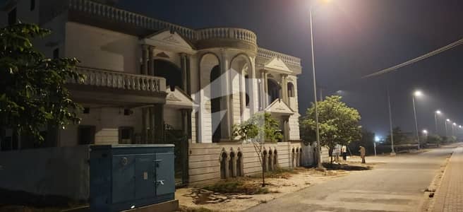 ڈی ایچ اے فیز 1 ۔ سیکٹر ایم ڈی ایچ اے فیز 1,ڈی ایچ اے ڈیفینس,ملتان میں 6 کمروں کا 1 کنال مکان 7.5 کروڑ میں برائے فروخت۔ ڈی ایچ اے فیز 1 ۔ سیکٹر ایم ڈی ایچ اے فیز 1,ڈی ایچ اے ڈیفینس,ملتان میں 6 کمروں کا 1 کنال مکان 7.5 کروڑ میں برائے فروخت۔