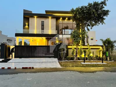 Most Beautiful Modern Style 1 Kanal House For Sale In Nespak Lahore Asking Just 5 Crore 50 lac