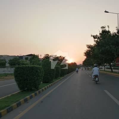 ڈی ایچ اے فیز 4 ۔ بلاک کے کے ڈی ایچ اے فیز 4,ڈی ایچ اے ڈیفینس,لاہور میں 9 مرلہ رہائشی پلاٹ 3.25 کروڑ میں برائے فروخت۔ ڈی ایچ اے فیز 4 ۔ بلاک کے کے ڈی ایچ اے فیز 4,ڈی ایچ اے ڈیفینس,لاہور میں 9 مرلہ رہائشی پلاٹ 3.25 کروڑ میں برائے فروخت۔