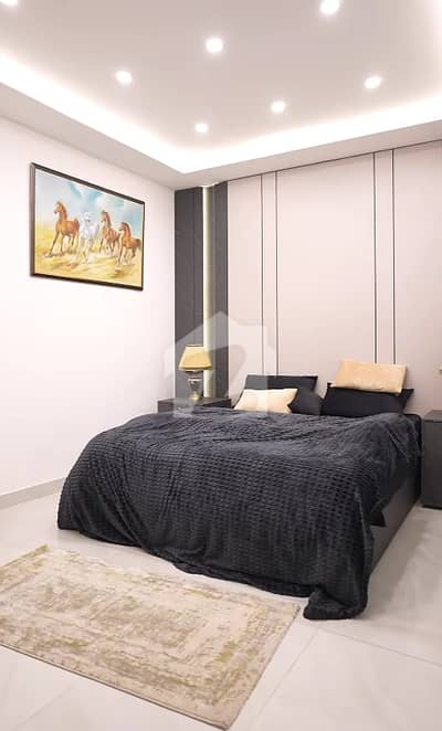 Book A Flat Of 500 Square Feet In Bahria Town - Sector C Lahore