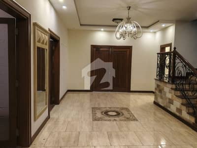 FOR RENT PALATIAL 1,000 SQUARE YARD 6-BEDROOM (2+4) LUXURY RESIDENTIAL BUNGALOW WITH LAWN & GUARD ROOM PRIME DHA PHASE 8, KARACHI
