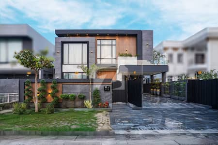1 Kanal Top Quality Build Luxurious Beautiful Modern Design Villa With Basement For Sale In DHA Lahore Phase 7 Prime Location
