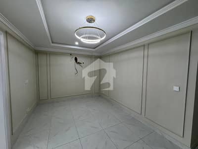 1 bed Flat available For sale in Bahria Town lahore
