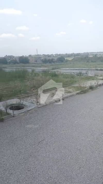 ڈی ایچ اے ویلی - لِلی سیکٹر ڈی ایچ اے ویلی,ڈی ایچ اے ڈیفینس,اسلام آباد میں 8 مرلہ رہائشی پلاٹ 55.0 لاکھ میں برائے فروخت۔ ڈی ایچ اے ویلی - لِلی سیکٹر ڈی ایچ اے ویلی,ڈی ایچ اے ڈیفینس,اسلام آباد میں 8 مرلہ رہائشی پلاٹ 55.0 لاکھ میں برائے فروخت۔