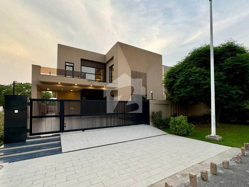 1 Kanal House For Rent | 5 Bedrooms 1 Kanal House For Rent | 5 Bedrooms