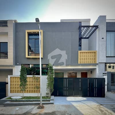 7 Marla House available for sale in MPCHS - Block E if you hurry 7 Marla House available for sale in MPCHS - Block E if you hurry