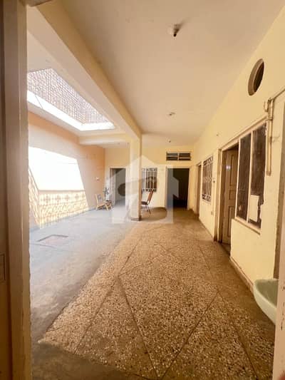 6 Marla House Available In People Colony For sale