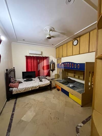 10 marla very neat 2bed upper portion is for Rent in wapda town phase 1 J-2 block