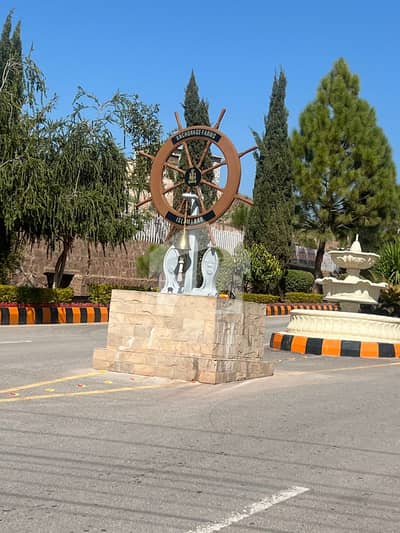 MAIN DOUBLE ROAD 5 KANAL PLOT FOR SALE MAIN DOUBLE ROAD 5 KANAL PLOT FOR SALE