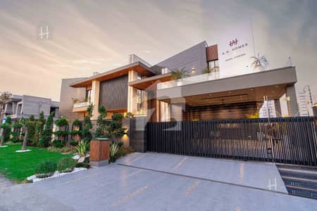 Near 80 Kanal Park Full Basement Fully Furnished Modern Design House