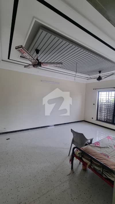 10 Marla Brand New House For Rent