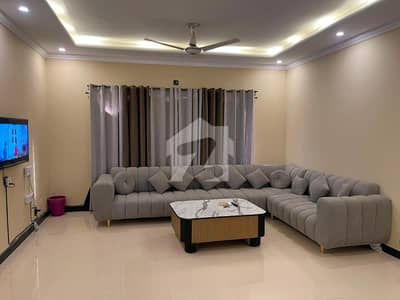 Luxury Kanal Furnished House Available For Rent