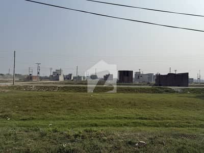 5 marla plot for sale