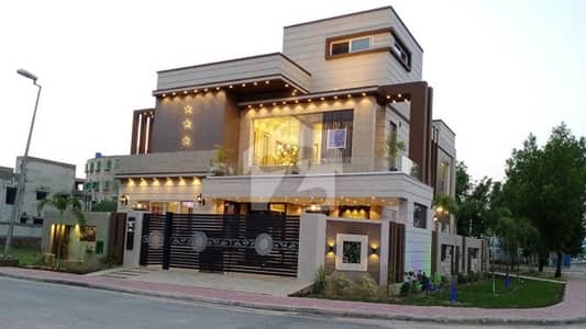 10 Marla Well Maintained Bungalow For Sale | DHA Phase 4 Lahore | Excellent Location 10 Marla Well Maintained Bungalow For Sale | DHA Phase 4 Lahore | Excellent Location