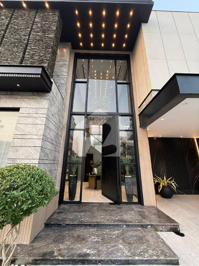Fully Furnished 2 Kanal Luxury Modern House For Sale In DHA Lahore